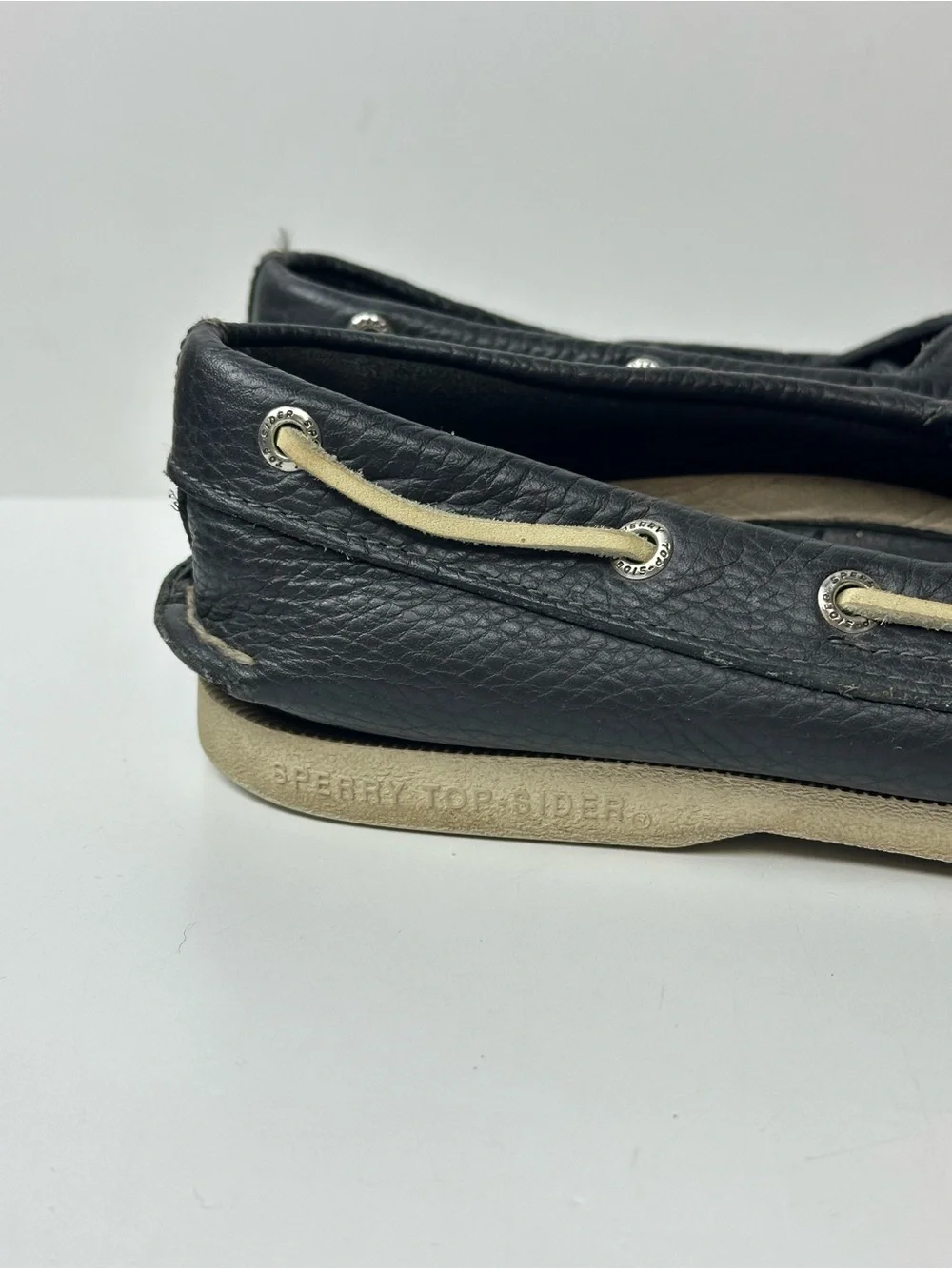 Sperry Men's Navy Blue Leather Boat Shoes with Cream Laces